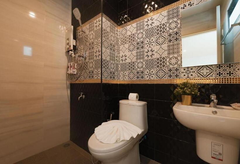 Номер Стандарт Трехместный, Chanita Hotel Chumphon
