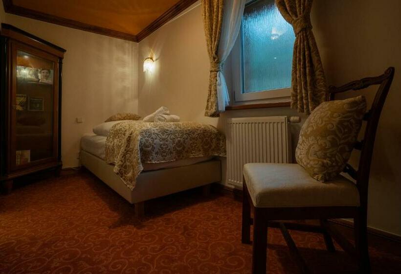 스탠다드 싱글 룸, Jáchymoff