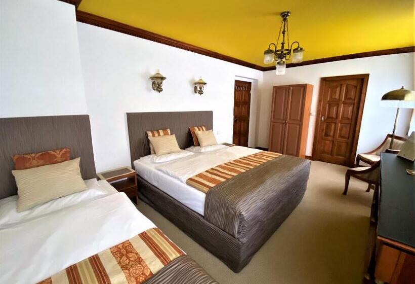 스탠다드 트리플 룸, Jáchymoff