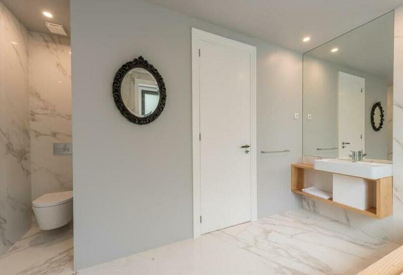 سوییت لوکس, Serenata Boutique Rooms
