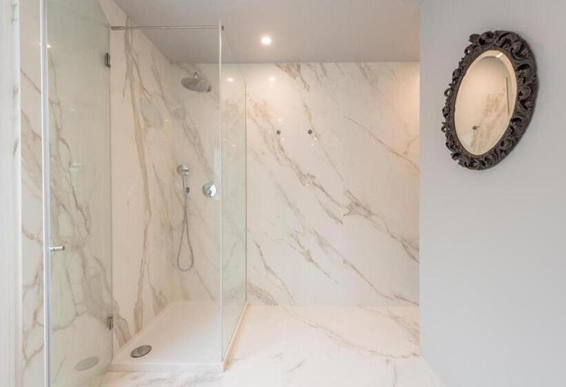 سوییت لوکس, Serenata Boutique Rooms