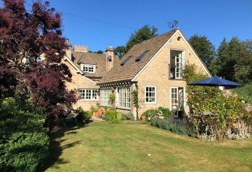 חדר דחוקס עם מיטת קינג, The Old School, Idbury, Ox7 6ru