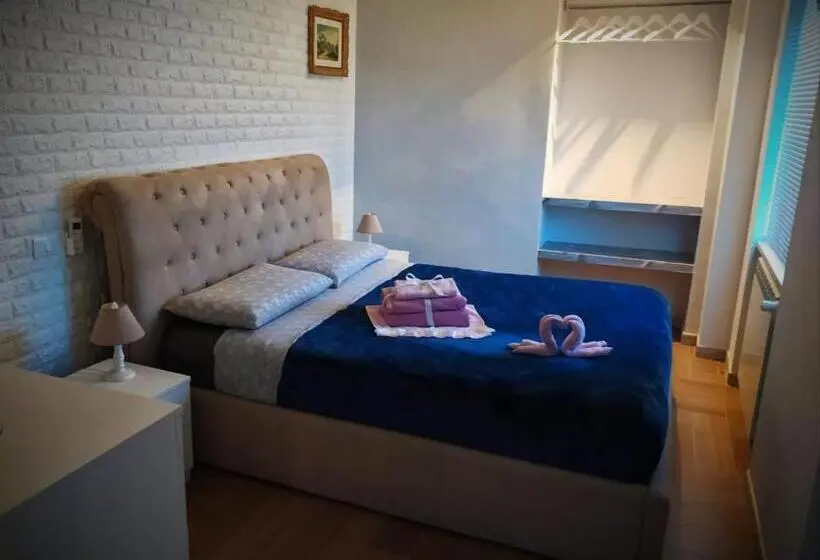 Quarto Estandar, Ca Matilde