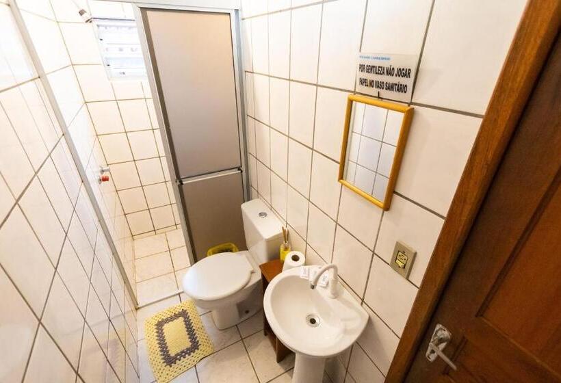 اتاق استاندارد چهار تخته, Pousada Capricórnio