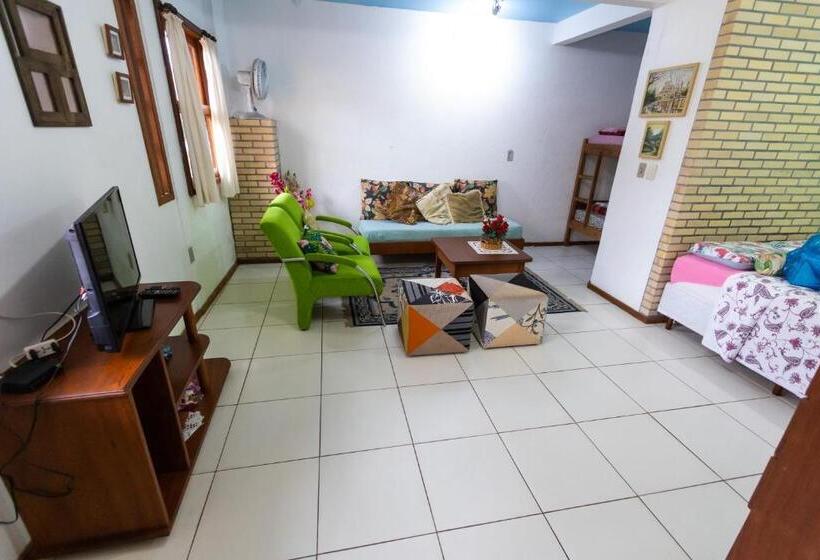 اتاق استاندارد چهار تخته, Pousada Capricórnio