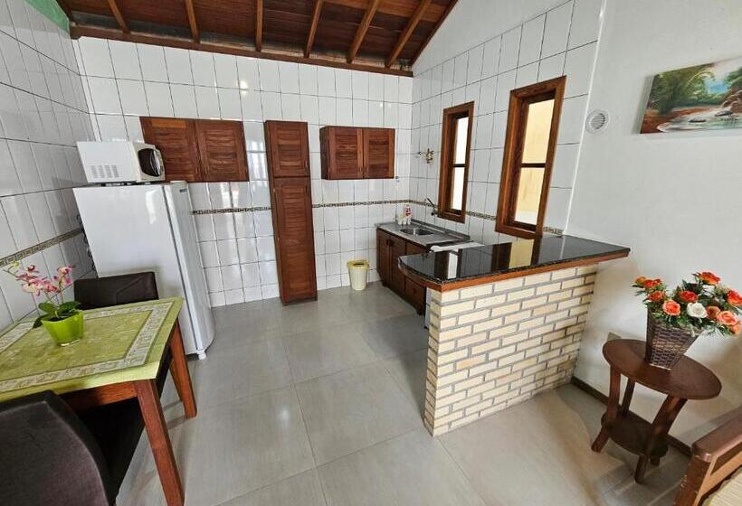 اتاق راحتی سه تخته, Pousada Capricórnio