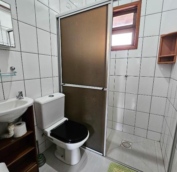 اتاق راحتی سه تخته, Pousada Capricórnio