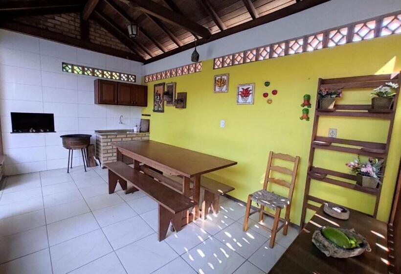 اتاق راحتی سه تخته, Pousada Capricórnio