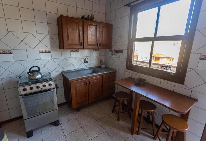 اتاق راحتی سه تخته, Pousada Capricórnio