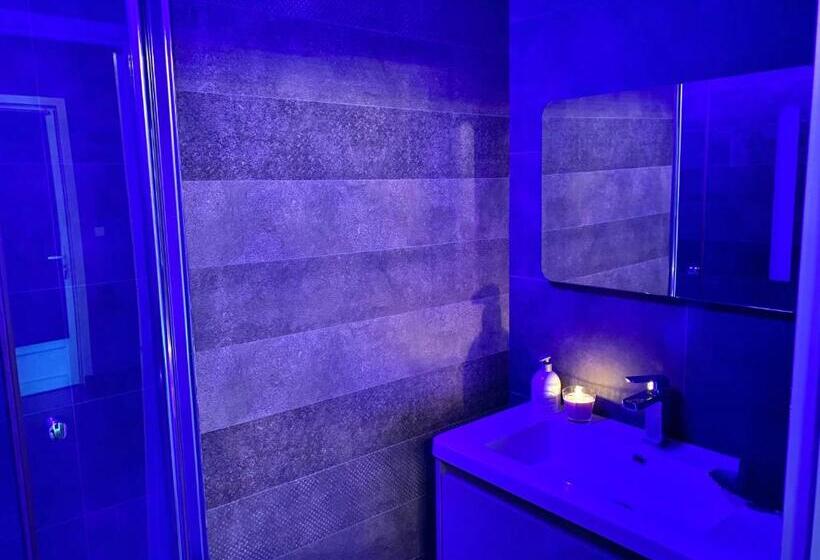 キングサイズベッドのデラックスルーム, Suite Avec Piscine Privée