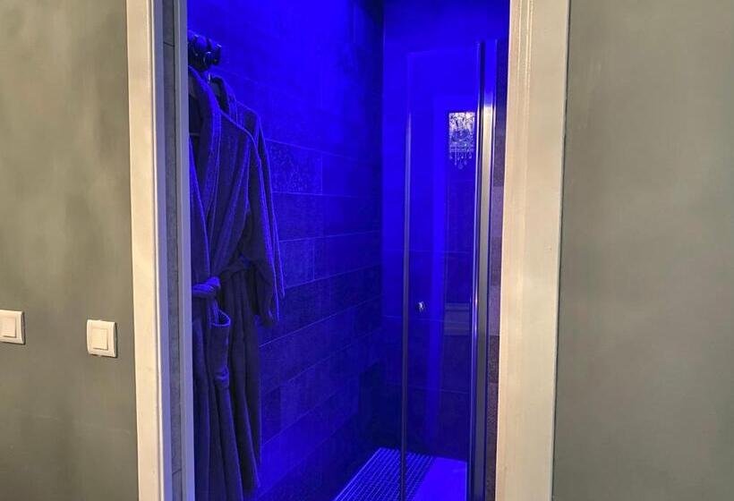 キングサイズベッドのデラックスルーム, Suite Avec Piscine Privée