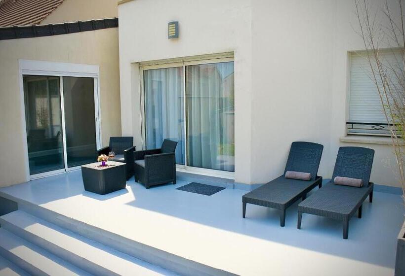 キングサイズベッドのデラックスルーム, Suite Avec Piscine Privée