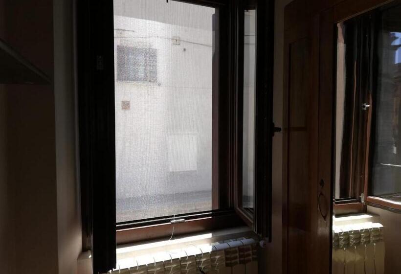 חדר סטנדרט, Alla Piazza Vecchia