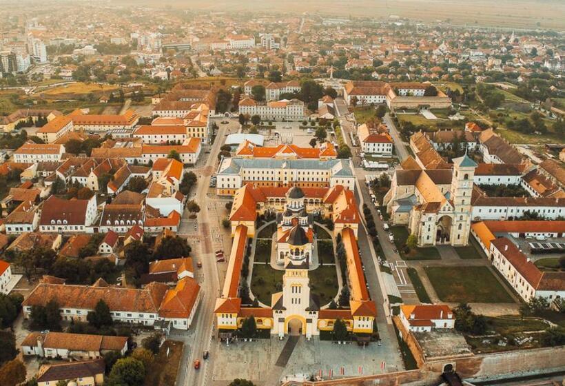 סטודיו משפחתי, Vilafrancisca10