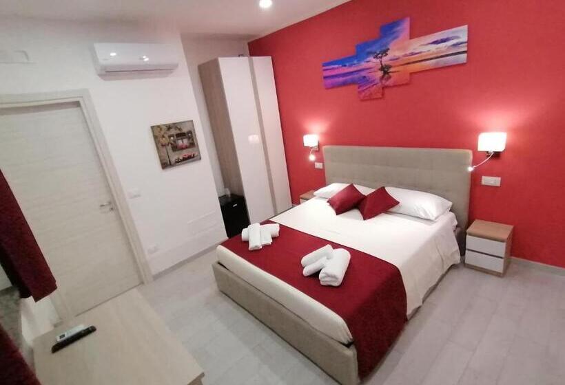 اتاق لوکس با چشم‌انداز دریا, Costa Blu