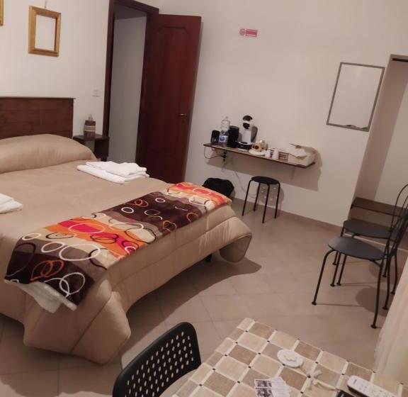 Номер Стандарт Трехместный, Bed & Breakfast Acquaviva Di Vullo Vincenzo