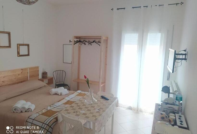 Номер Стандарт Трехместный, Bed & Breakfast Acquaviva Di Vullo Vincenzo