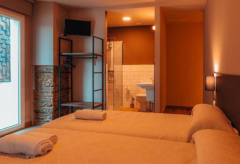 스탠다드 룸, Pensión A Marronda