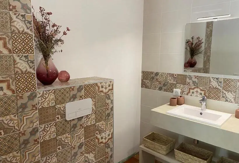 Suite with Terrace, Aou Saintou