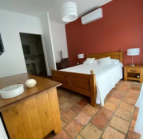 Suite with Terrace, Aou Saintou