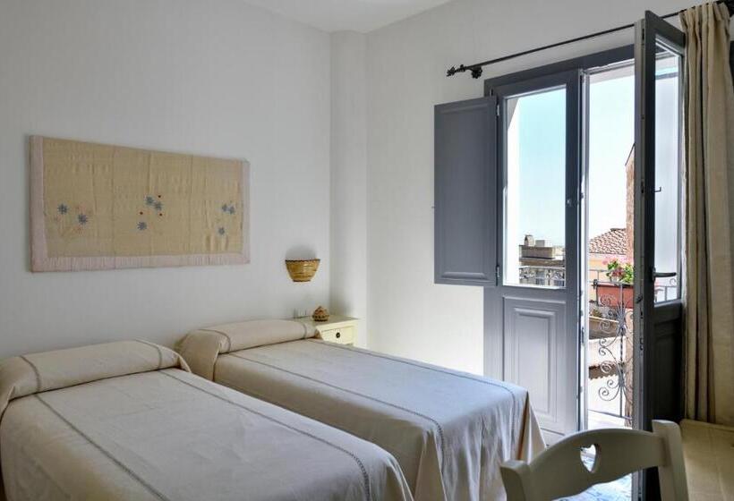 غرفة ديلوكس مزودة بشرفة, Fund E Monte