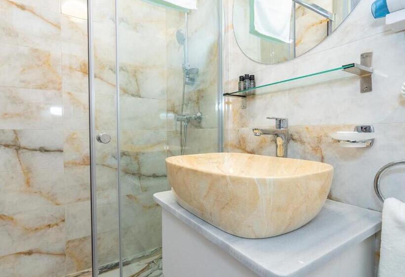 标准间, Vila Cataleya