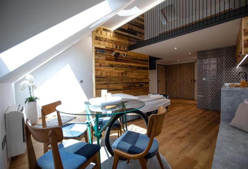 آپارتمان دوبلکس 1 خوابه, Becycle Sustainable Stay And Travel