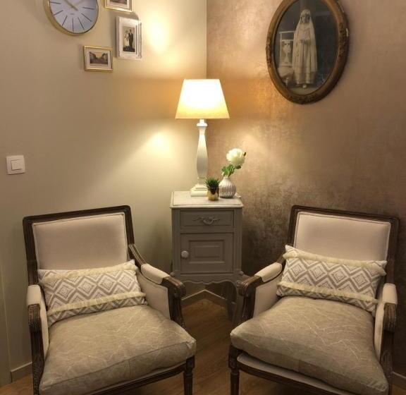 디럭스 룸, Au Refuge Du Spéléo