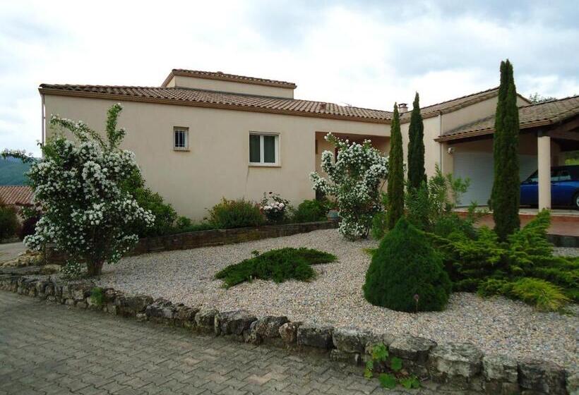 スイート, Chambres D Hôtes Du Capimont