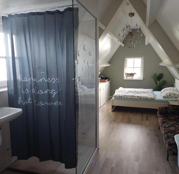 Quarto Triplo Comfort, Chez Bob