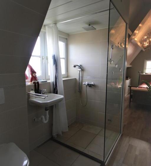 舒适三人间, Chez Bob