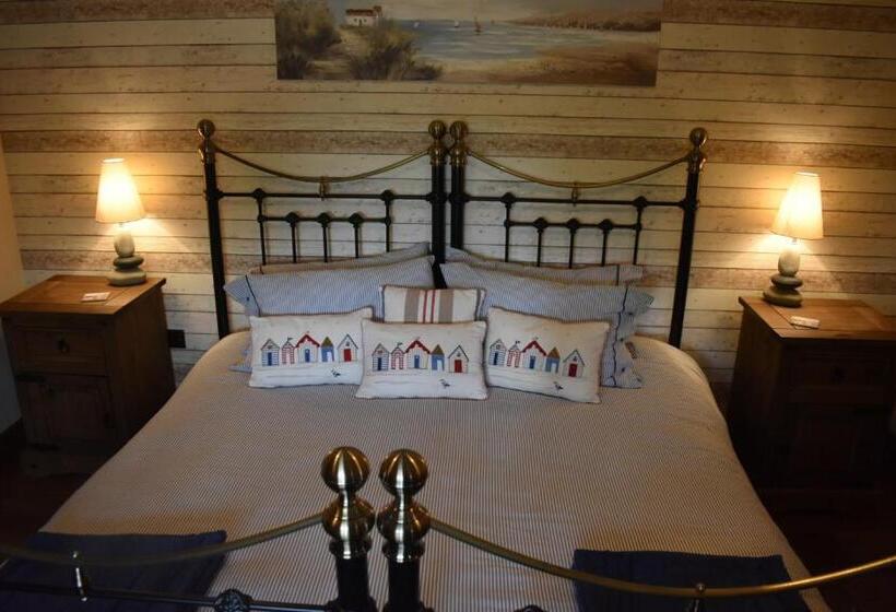 バルコニー付きデラックスルーム, Lyonshall Lodge