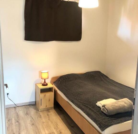 Номер Стандарт Внутренний, Léna Vendégház