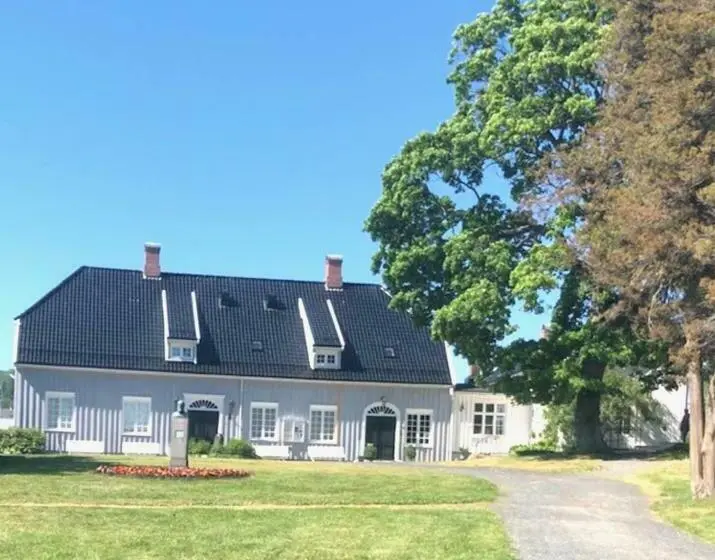 اتاق استاندارد با سرویس بهداشتی مشترک, Larvik Pensjonat
