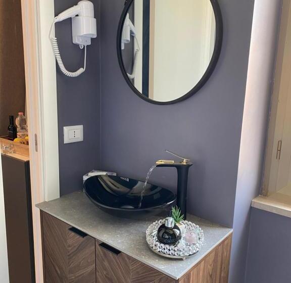 اتاق استاندارد, La Casa Di Alan