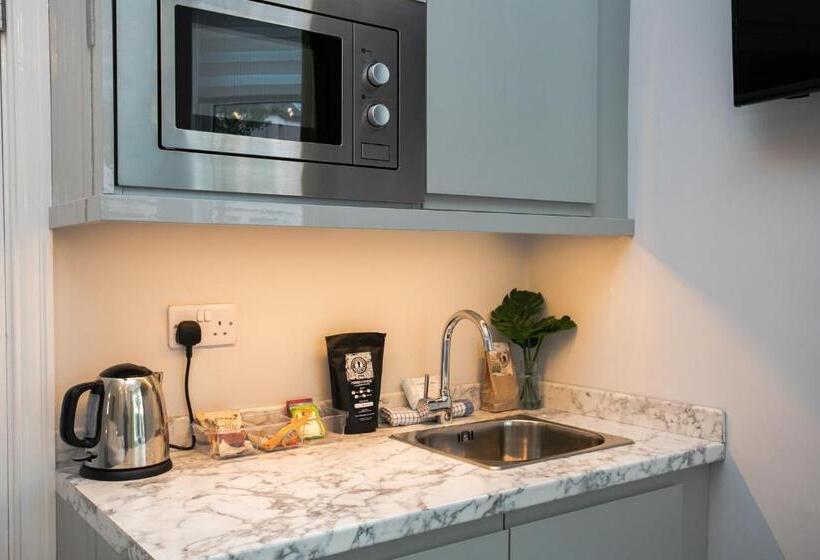 חדר סופריור, Stay Coastal