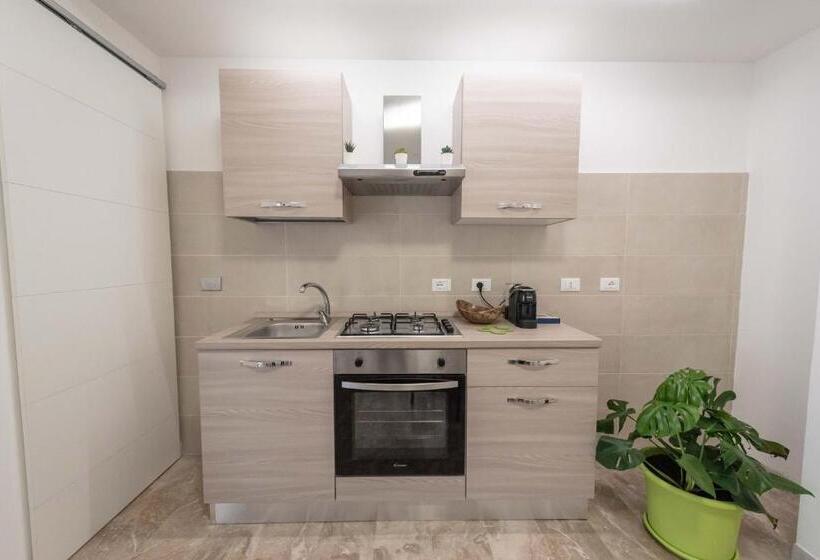 شقة غرفة واحدة, B&b Il Risveglio Del Cavaliere