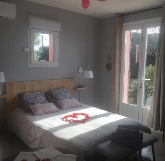 Standard-huone Puutarhanäkymä, Chambre D’hôtes Vaucluse