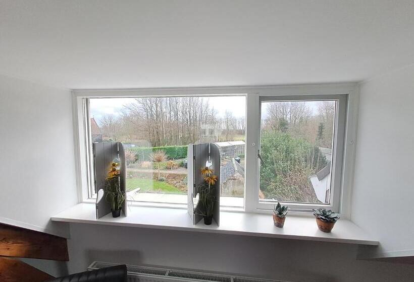 Fyrbädds Standardrum, De Bloemenhof