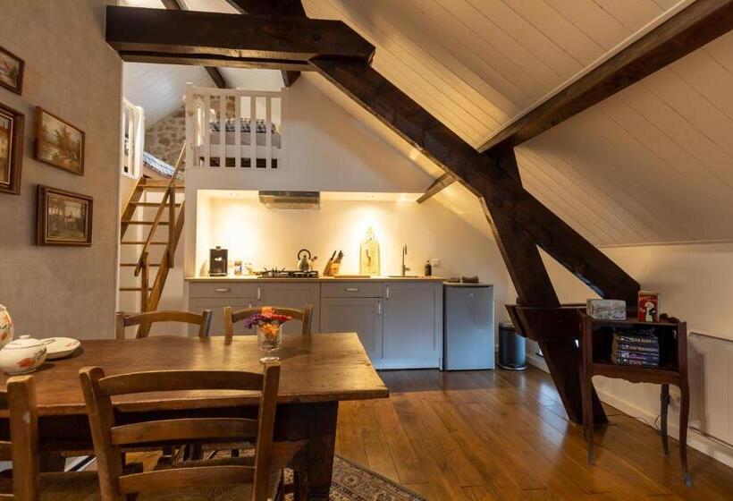 家庭间, Domaine La Pomme De Pin