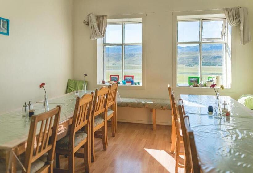 اتاق استاندارد چهار تخته, Hvammur 2 Guesthouse