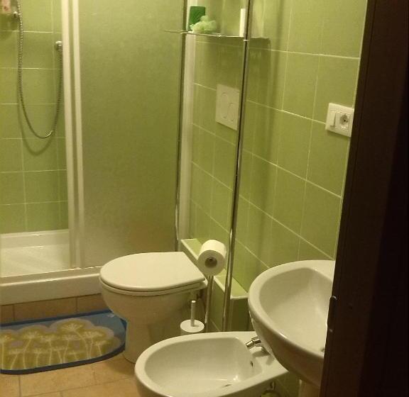 اتاق استاندارد, La Cesarina