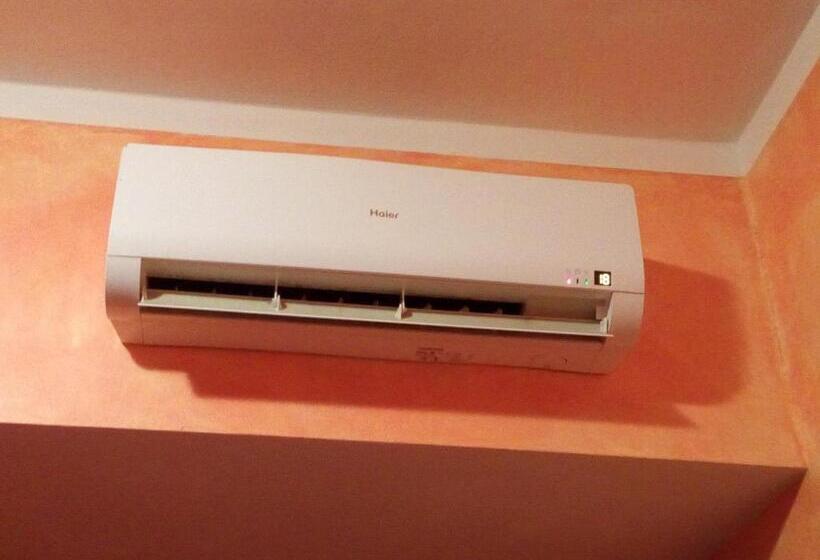 اتاق استاندارد, La Cesarina