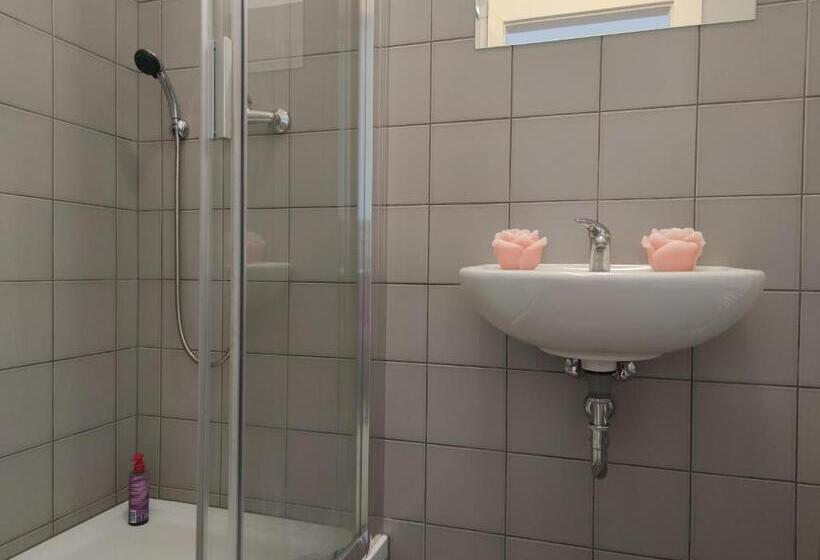 חדר דלוקס, Penzion U Synagogy