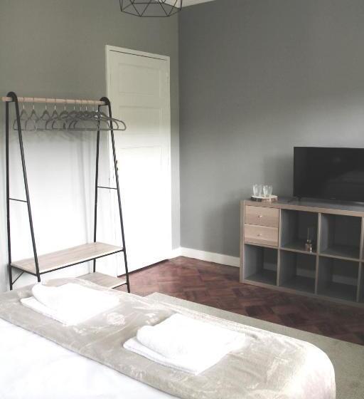 جناح مزوَّد بشرفة, Genius Loci Guesthouse