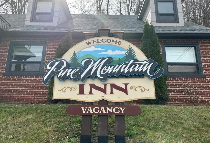 디럭스 룸, Pine Mountain Inn