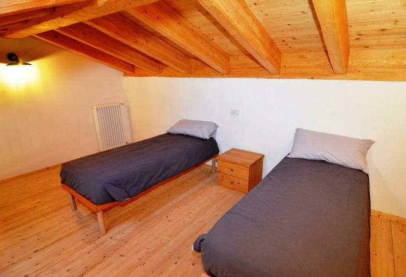 Семейный Номер, Adda Vegia