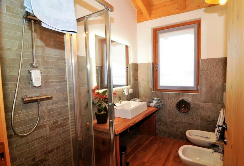 Семейный Номер, Adda Vegia