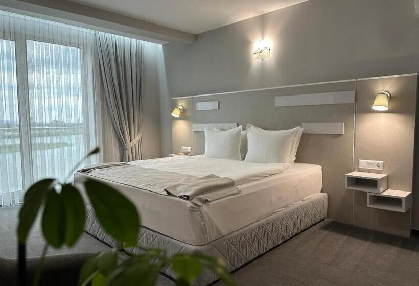 Номер Стандарт с Балконом, Del Ponte