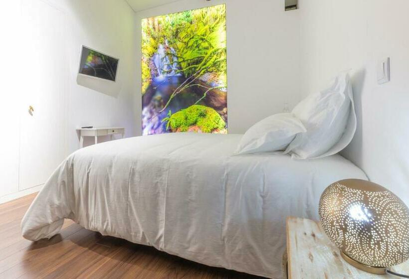 اتاق لوکس, Goldnature